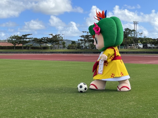 名古屋グランパスキャンプ！サッカー＆チアダンス教室に参加したルンの画像4