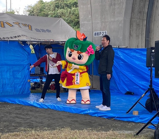 ぷち青空イベントヒーローのまちはえばるに行ったルンの画像2