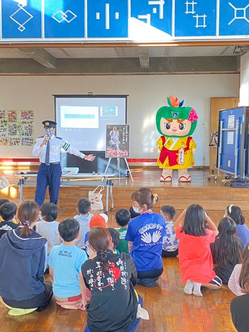 本部児童館安全教室に参加したルンの画像3