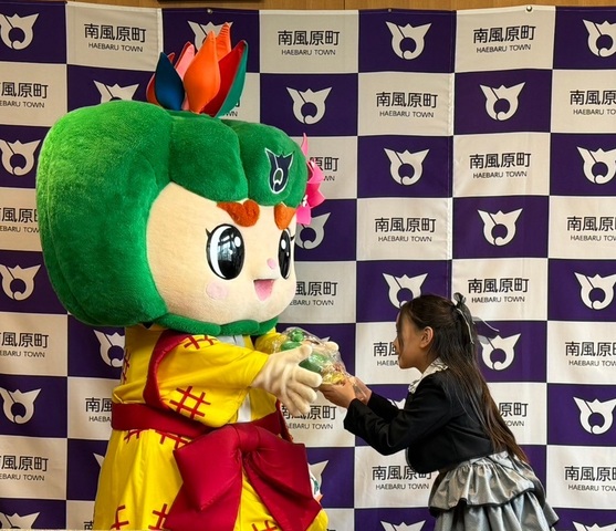 マンガ感想文コンクール特別賞表敬訪問がありましたルンの画像2