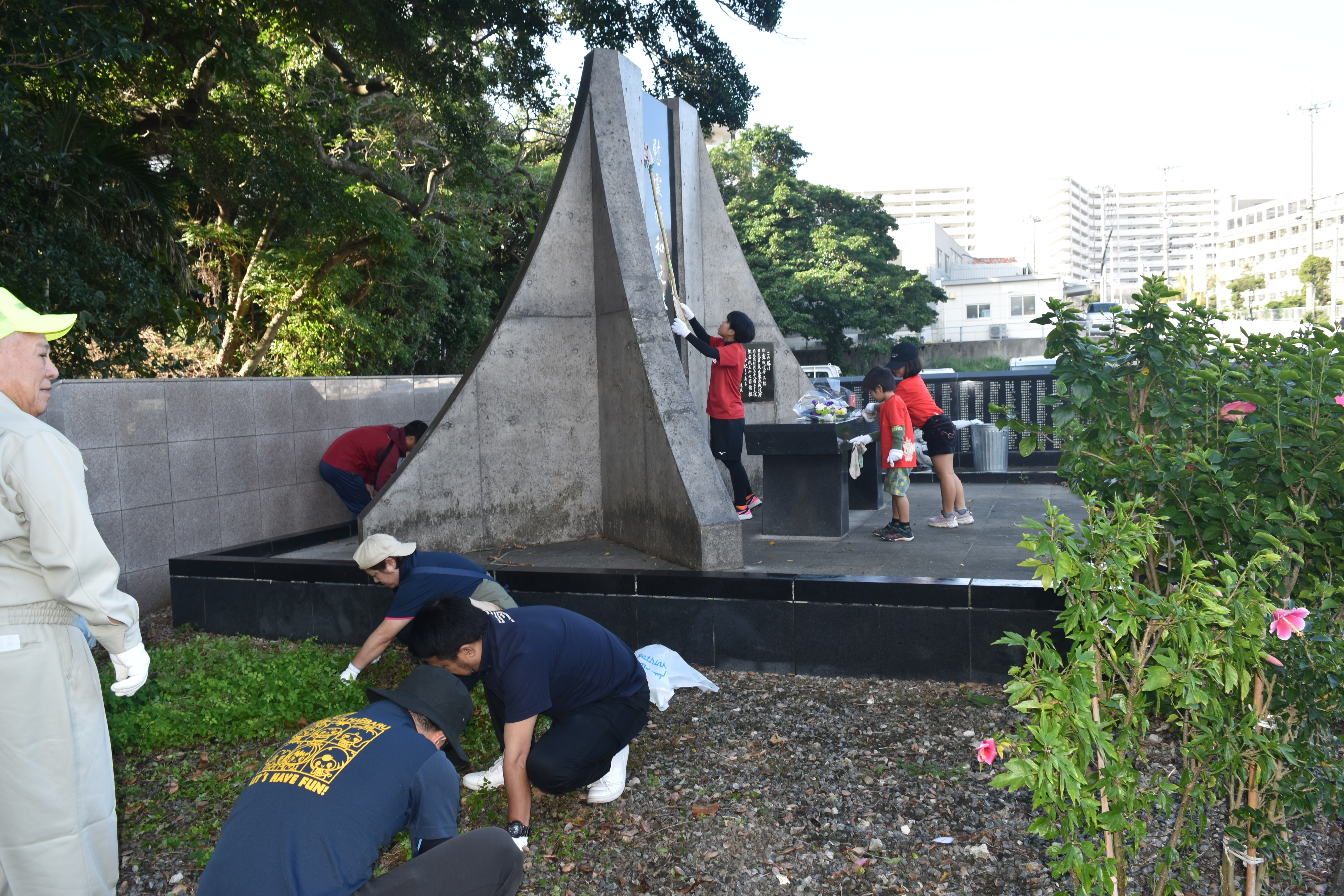 第21回ちゅら島環境美化町内一斉清掃の画像4