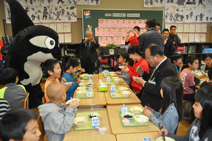 応援給食1