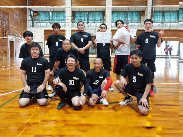 R4バレーボール大会　男子準優勝