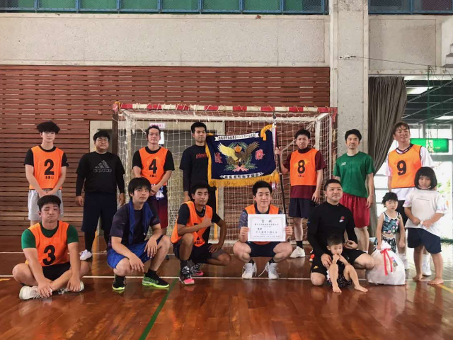 R4ハンドボール男子　優勝