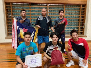 R5_男子バドミントン1位