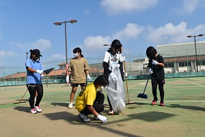 南風原中学校・南星中学校テニス部の皆様がボランティア作業してくれました！の画像5