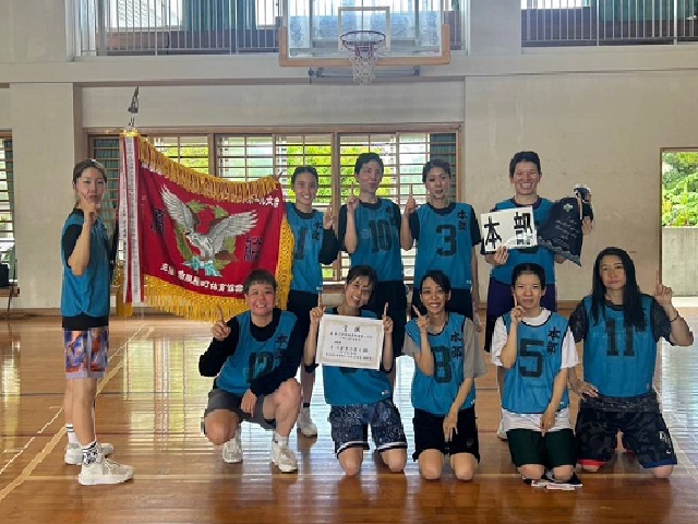 女子バスケ1 位