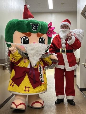 サプライズはえるんサンタクロースで登場の画像1