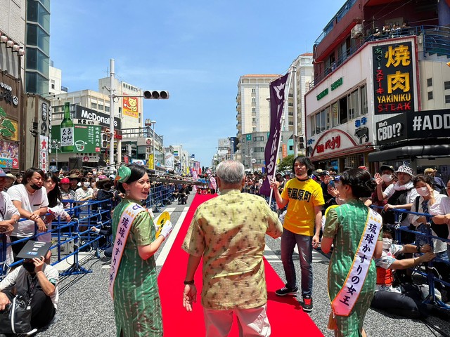 沖縄国際映画祭でレッドカーペット歩いてきたルンの画像1