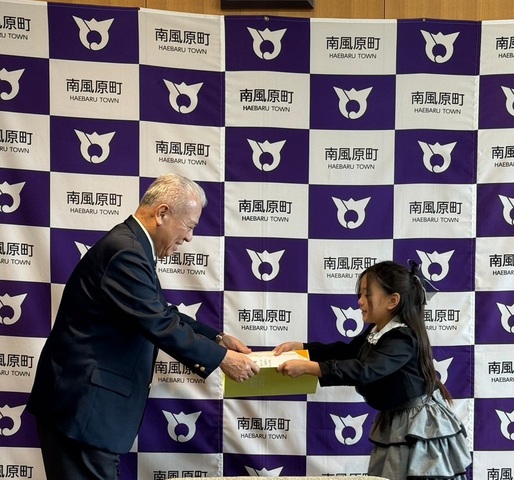 マンガ感想文コンクール特別賞表敬訪問がありましたルンの画像1