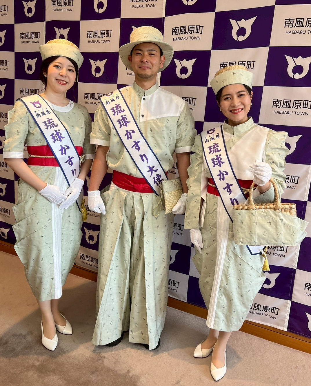 初代琉球かすり大使ユニフォームお披露目