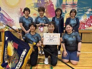 女子　優勝　喜屋武